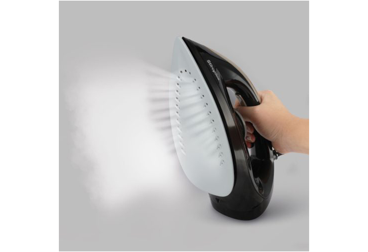 Δείχνει το σίδερο με ατμό